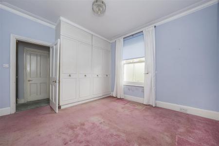 Bedroom (1st Floor)