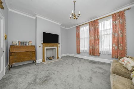 Bedroom (1st Floor)