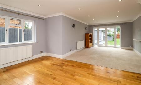 Living/Dining Room