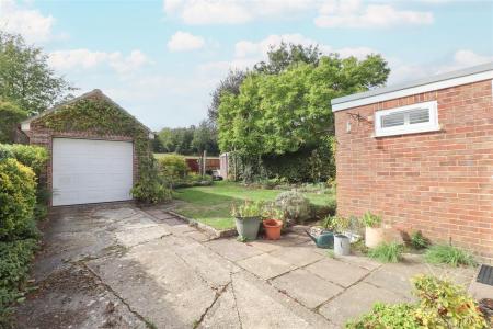 Garage And Garden