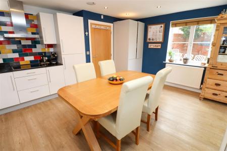 Kitchen/Dining Room (Ground Floor)