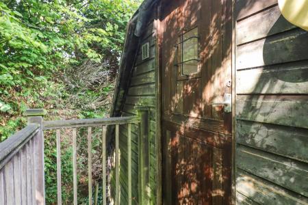 Annexe Entrance