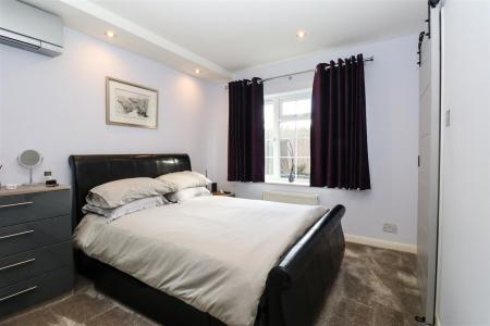 Bedroom 4 (Ground Floor)