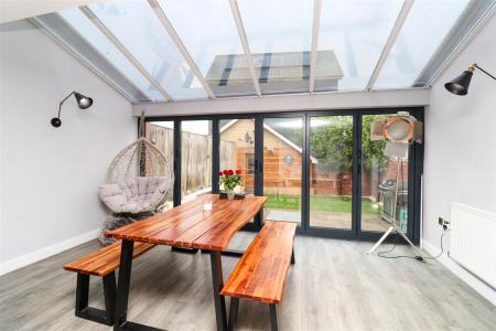 Living Room/Orangery
