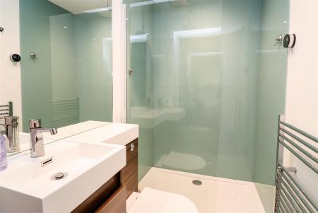 En Suite Shower Room