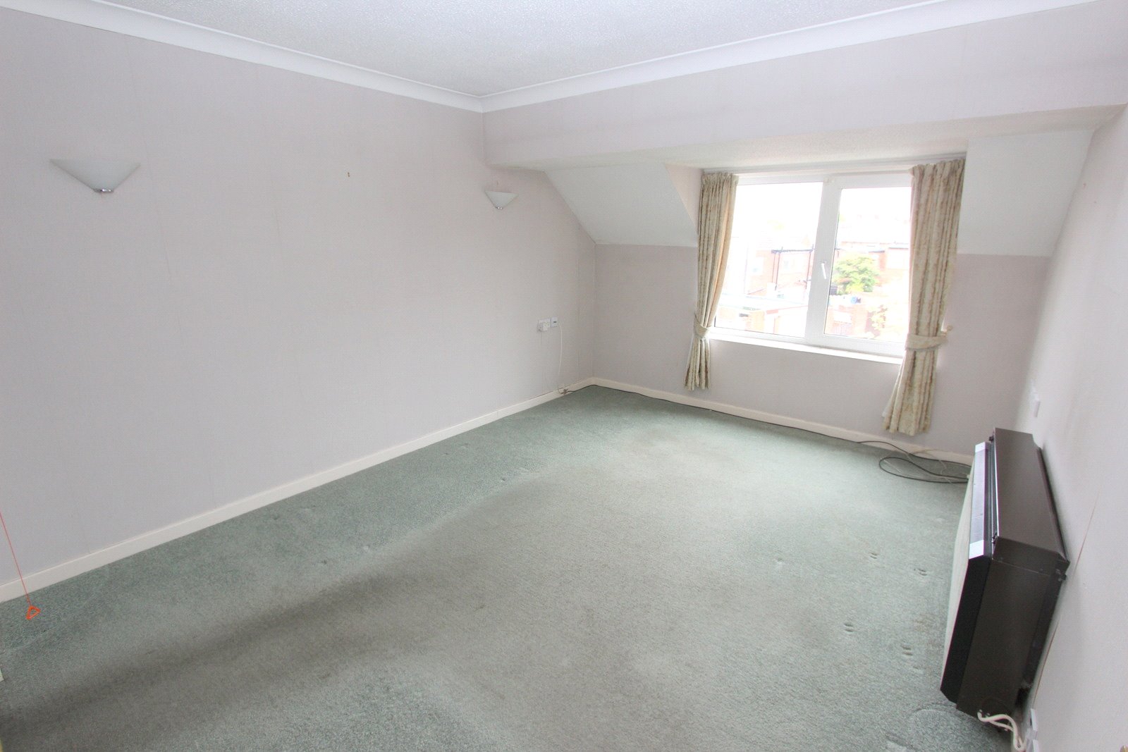 2 bedroom Flat for sale in Monkseaton