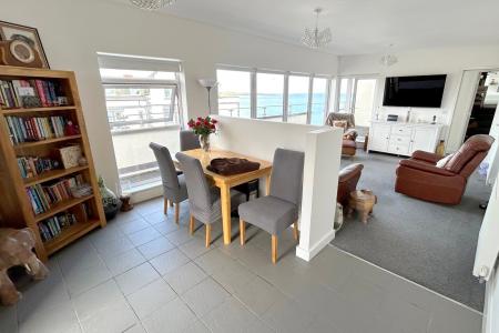 Dining Room Lounge