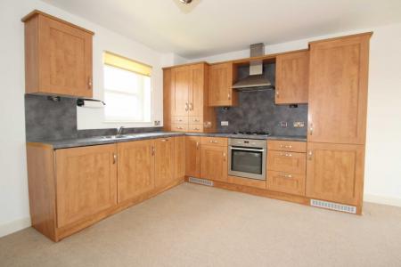 LOUNGE/KITCHEN
