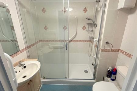 Shower Room/Wc