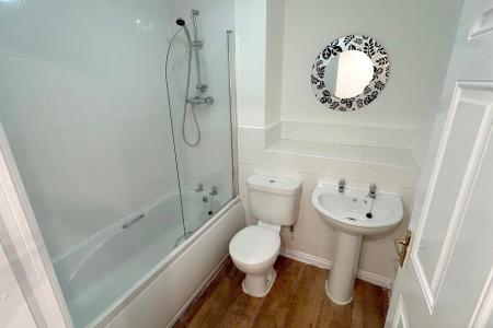 Bathroom/Wc