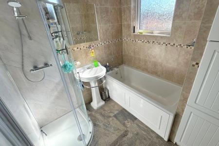 Bathroom/Wc