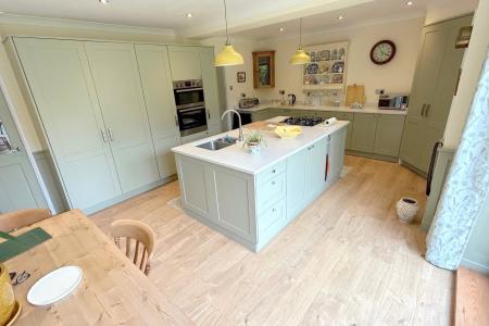 Kitchen 2
