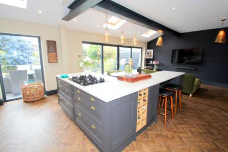 Kitchen Area 3