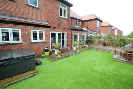 Rear Garden (2)