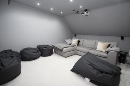 Cinema Room/Bed Five
