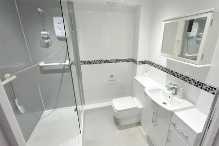 Shower Room/Wc