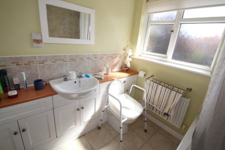 Bathroom/Wc