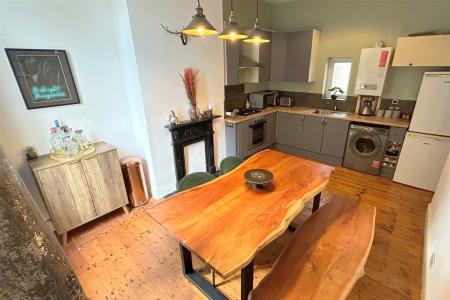 Kitchen 2