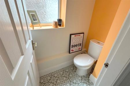 GF WC