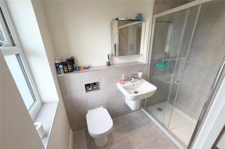 Bedroom Two En Suite