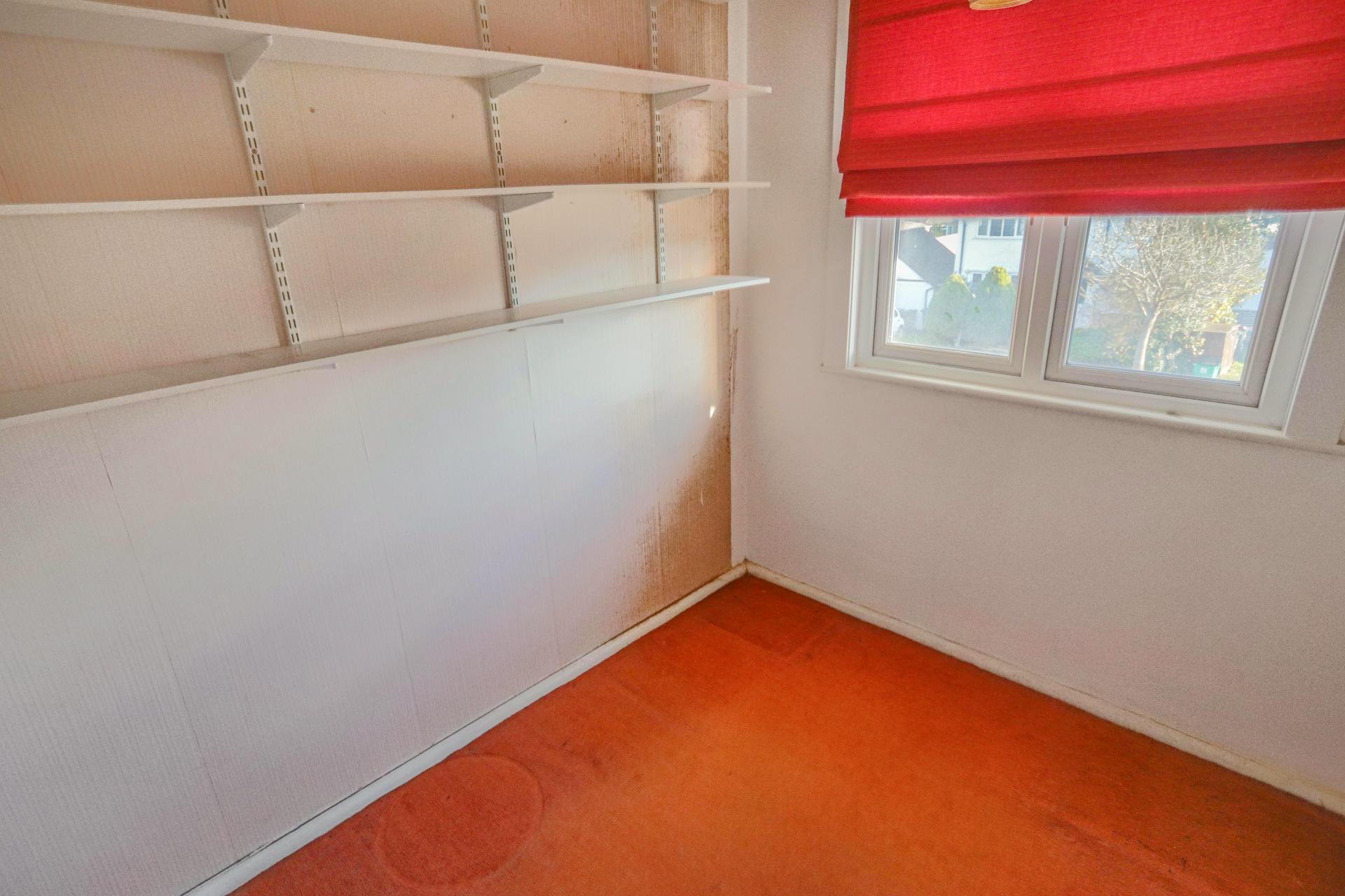 4 bedroom End of Terrace House for sale in South Croydon