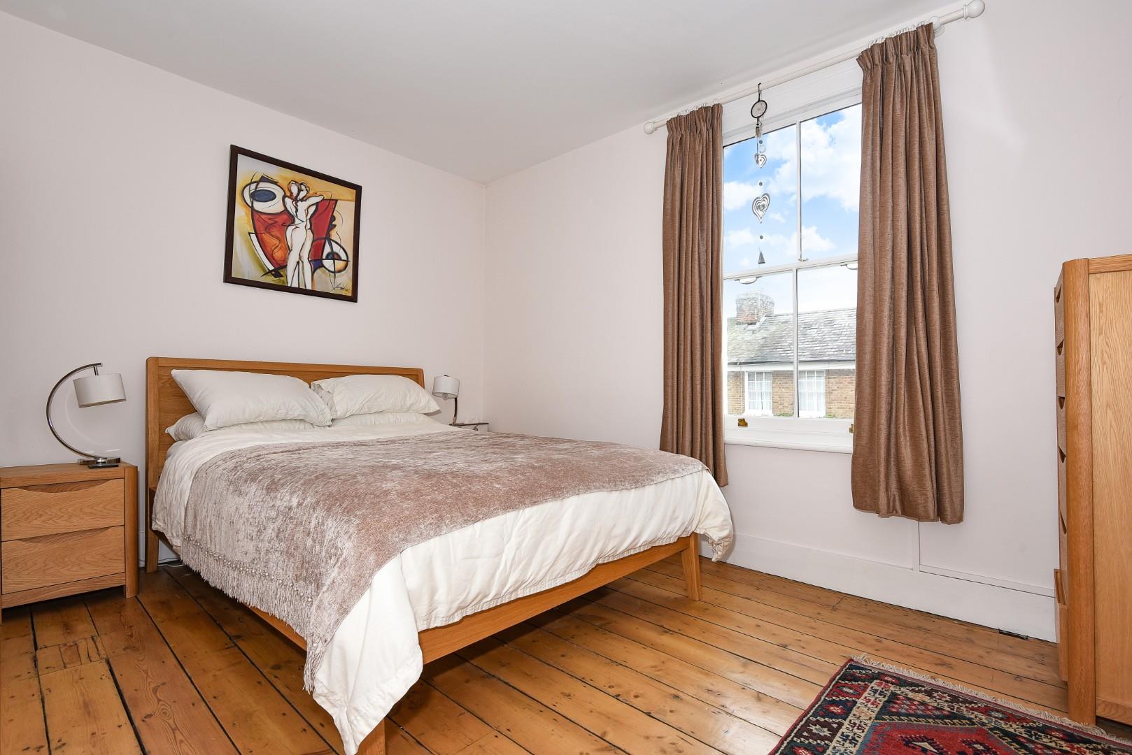 2 bedroom Terraced House for rent in Berks