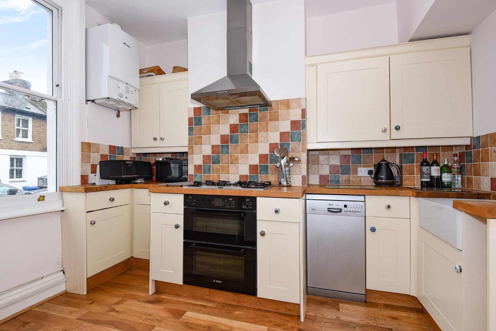 2 bedroom Terraced House for rent in Berks