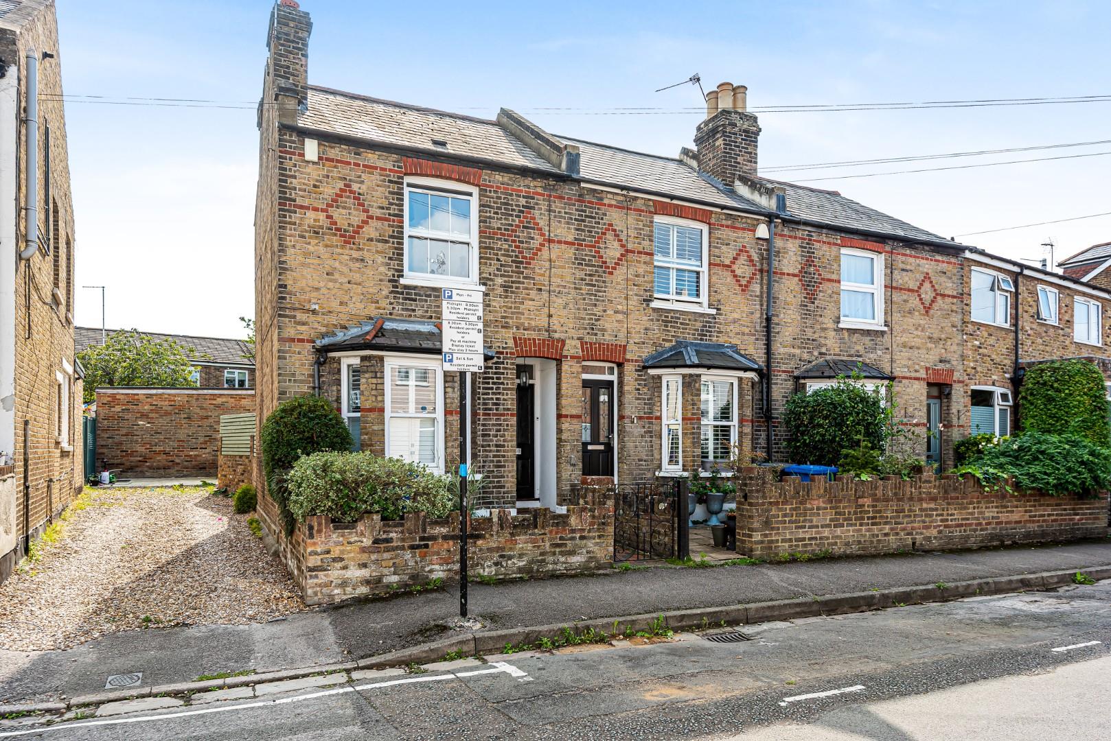 2 bedroom End of Terrace House for rent in Windsor