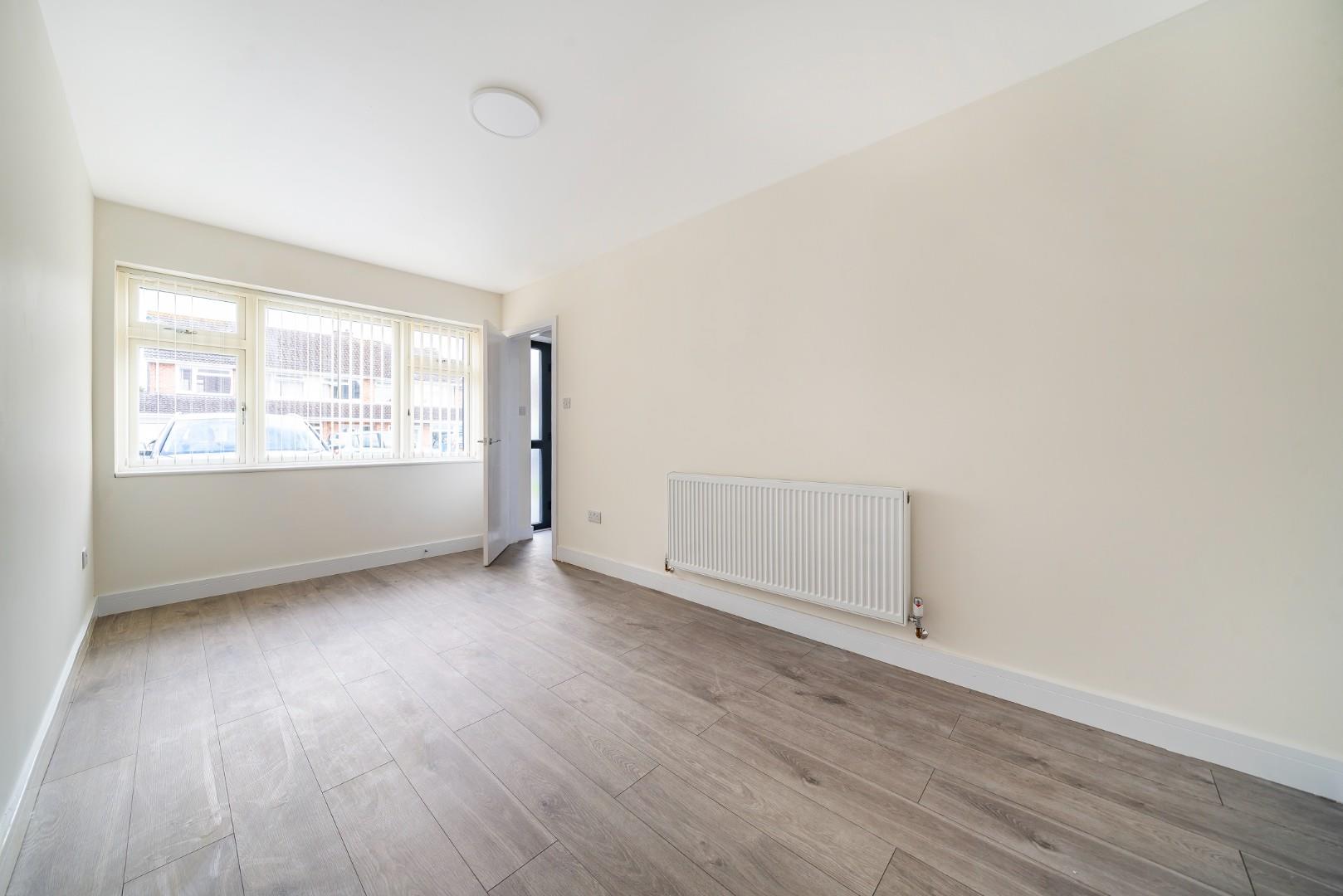 5 bedroom SemiDetached House for rent in Windsor