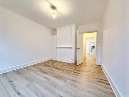 WhatsApp Image 20251008 at 155050_871c1c87.jpg