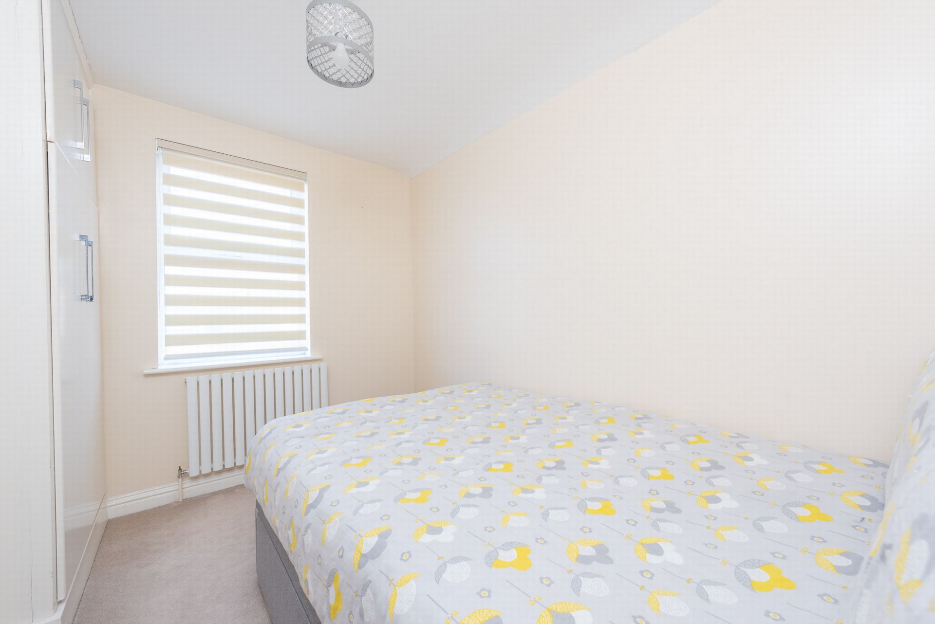 3 bedroom SemiDetached House for rent in Farnborough