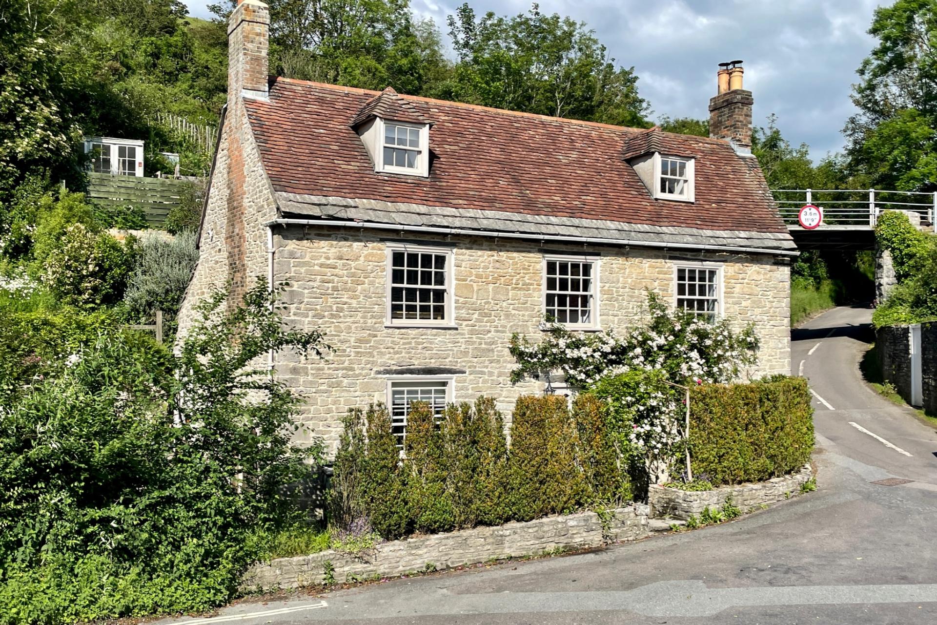 4 bedroom Detached House for sale in Wareham