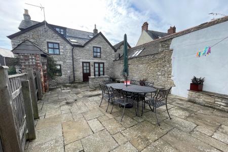 Courtyard Garden