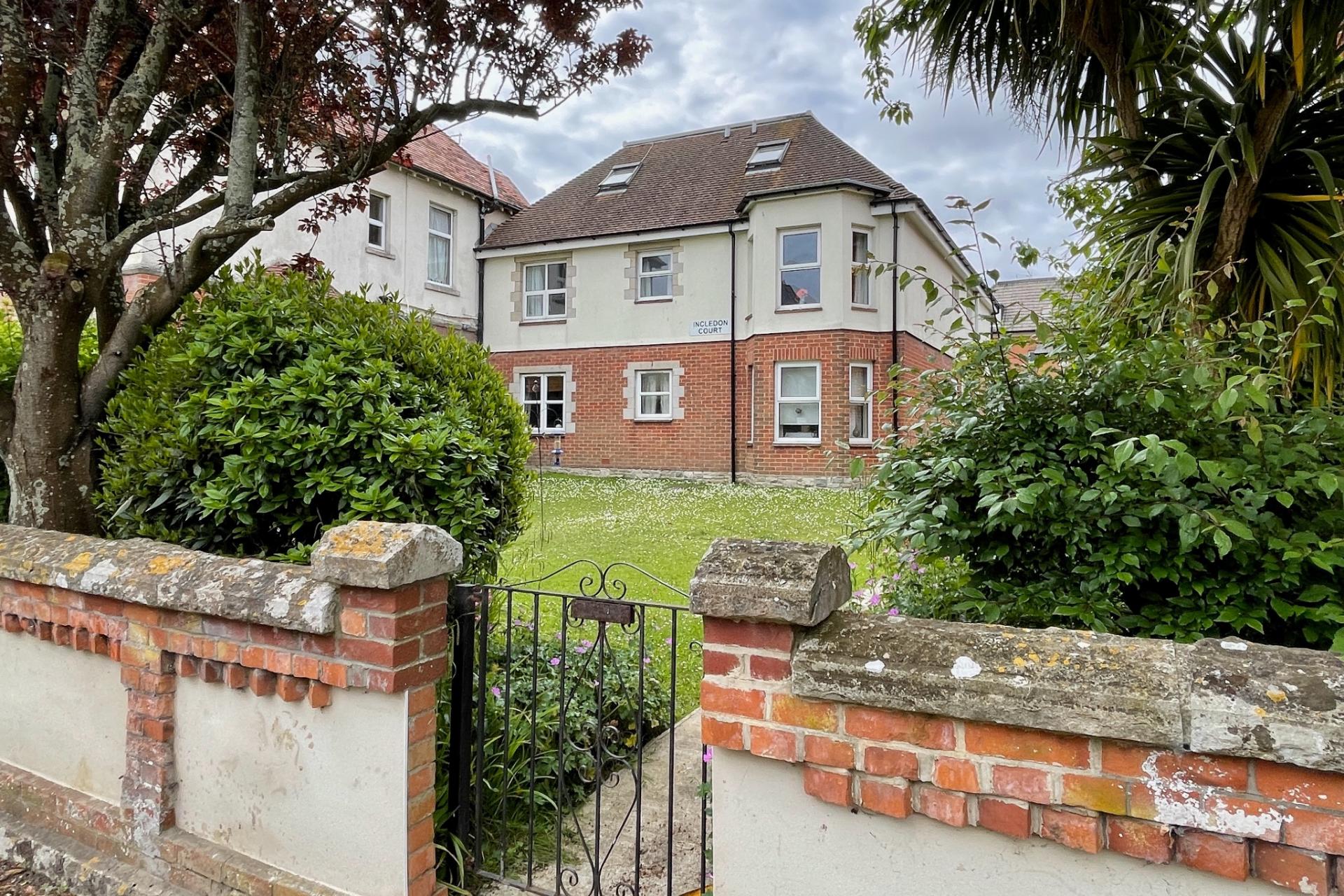 1 bedroom Flat for sale in Swanage