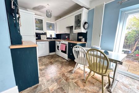 Open Plan Kitchen/ Dining Room