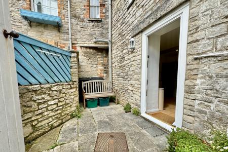 Courtyard Garden