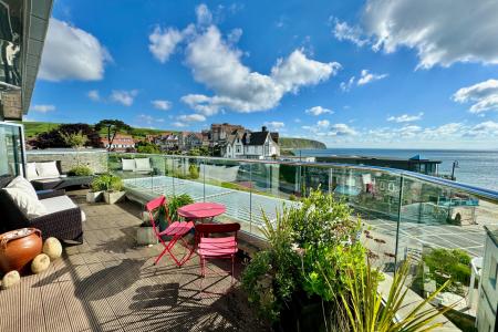 Roof Terrace & View