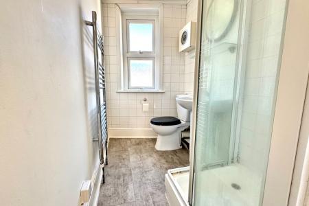 Maisonette Shower Room