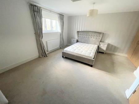 BEDROOM 1.jpg