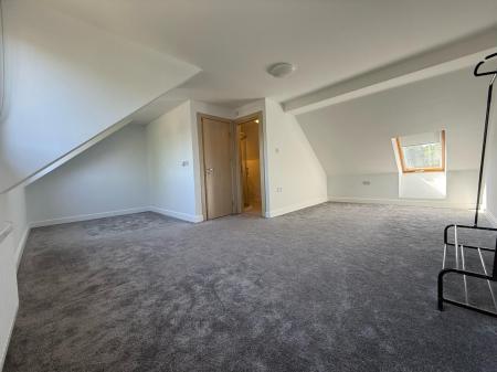 NEW BEDROOM 2.jpg