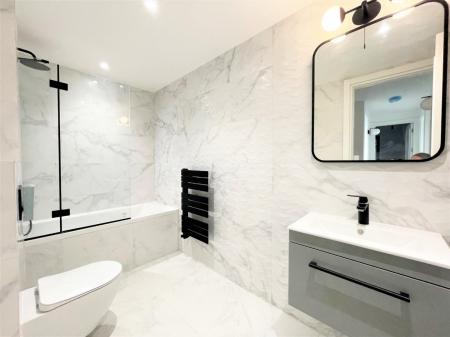 BATHROOM - 1.jpg