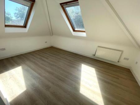 BEDROOM.jpg