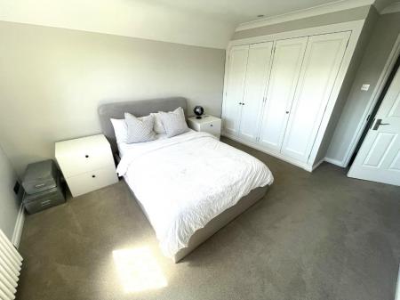 BED 3.jpg