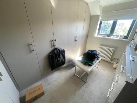 BEDROOM 5.jpg