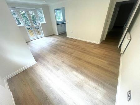 LIVING ROOM 3.jpg
