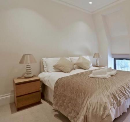 BEDROOM 2.PNG