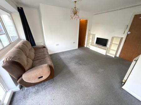 LIVING ROOM.jpg