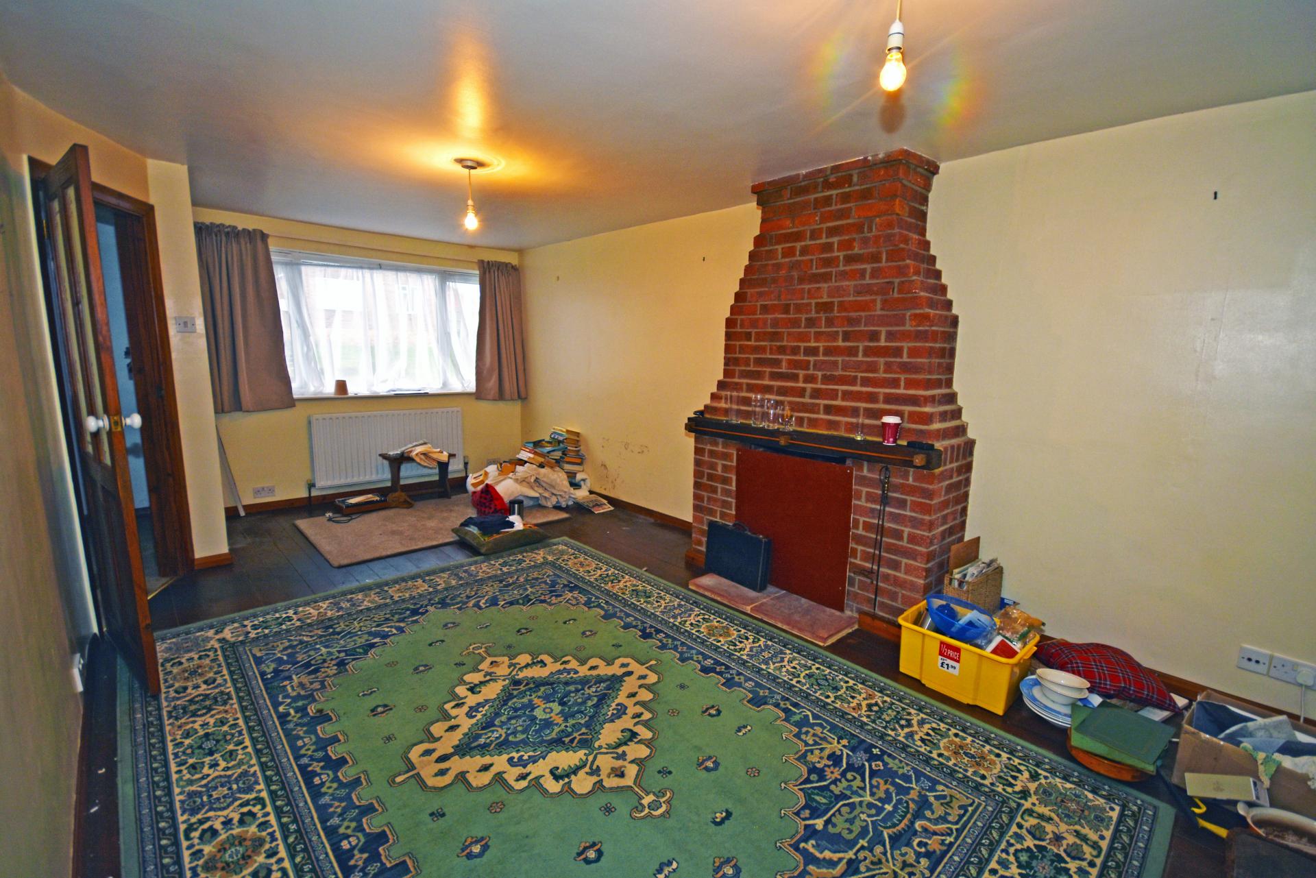 2 bedroom Detached Bungalow for sale in Tenterden