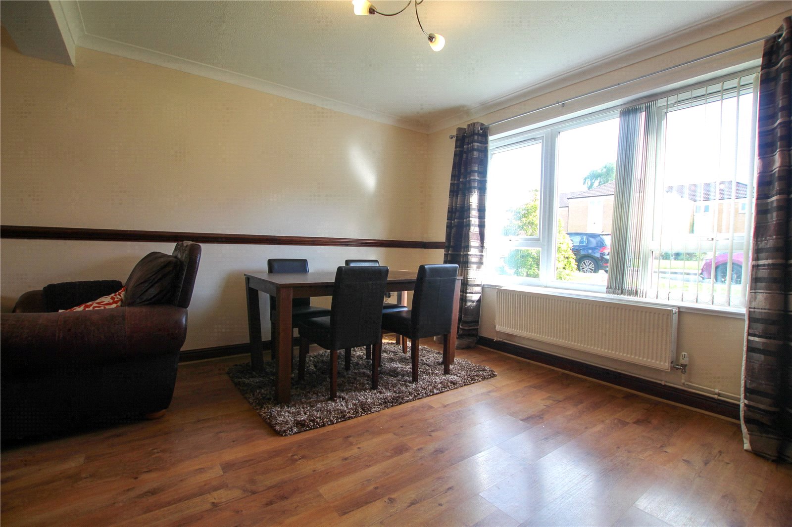 3 bedroom Terraced House for sale in Cheadle