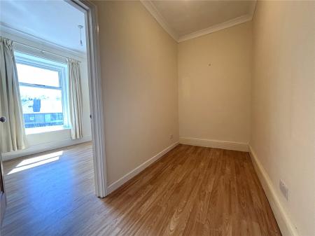 Office Room / Bed 3